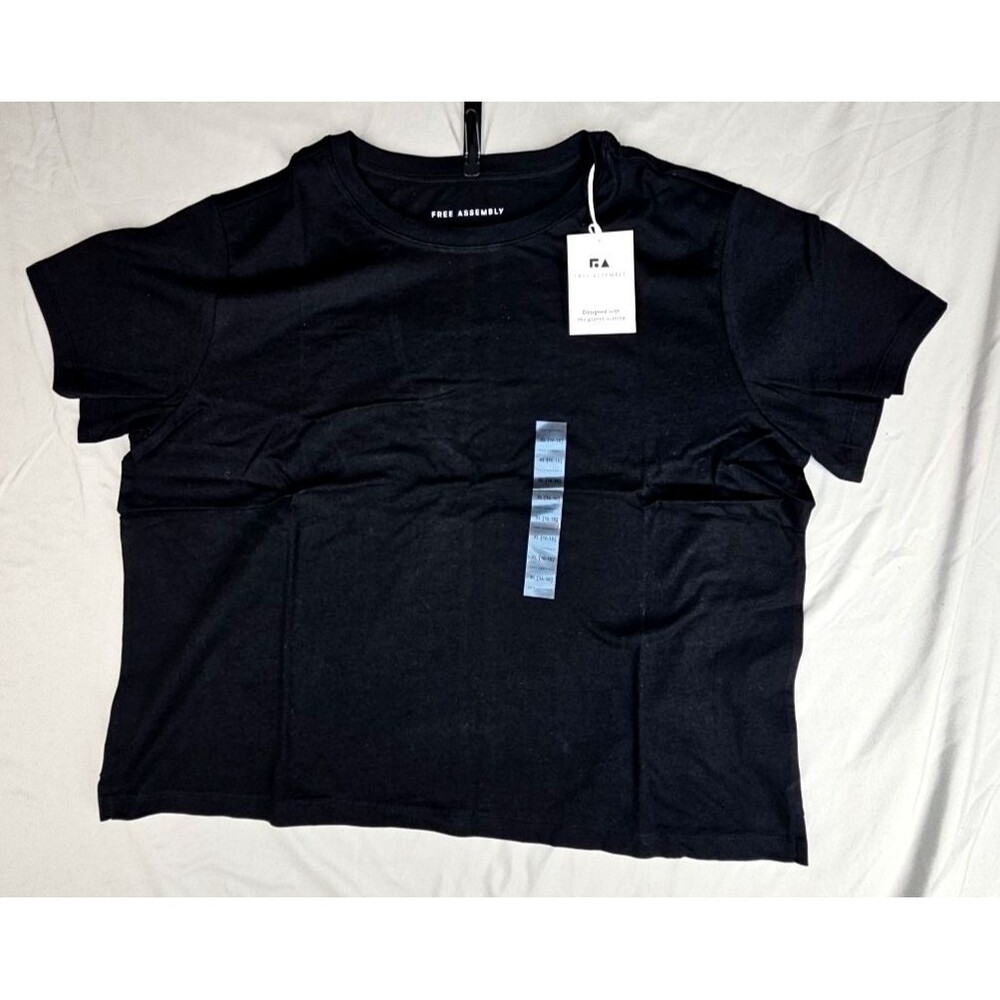 Free Assembly Womens XXL 20 Black Crop Box Tee Short Sleeve NWT